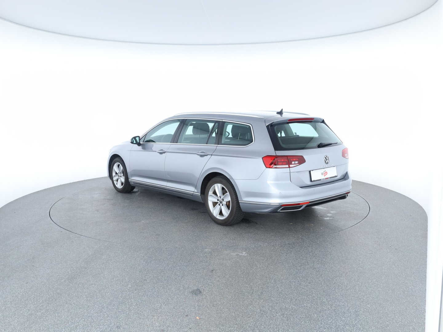 VW Passat Variant Elegance TDI 4MOTION DSG | Bild 2 von 15