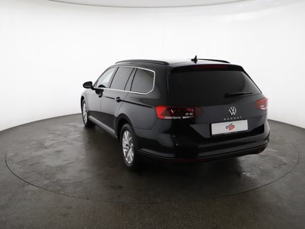 VW Passat Variant Business TDI DSG
