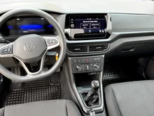 VW T-Cross 4Me TSI in Grape Yellow