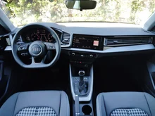 Thumbnail-Foto von Fahrzeug