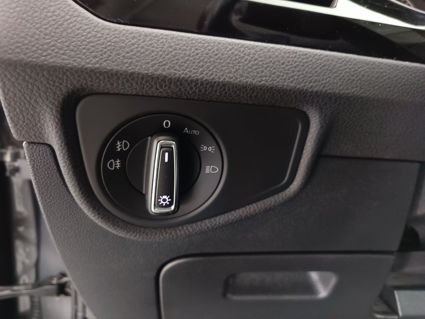 VW Touran Highline TSI DSG | Bild 12 von 36