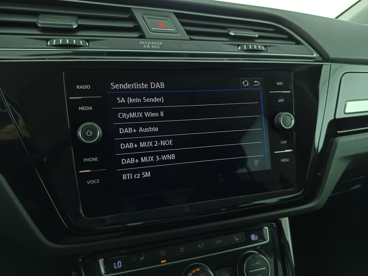 VW Touran Highline TSI DSG | Bild 21 von 36