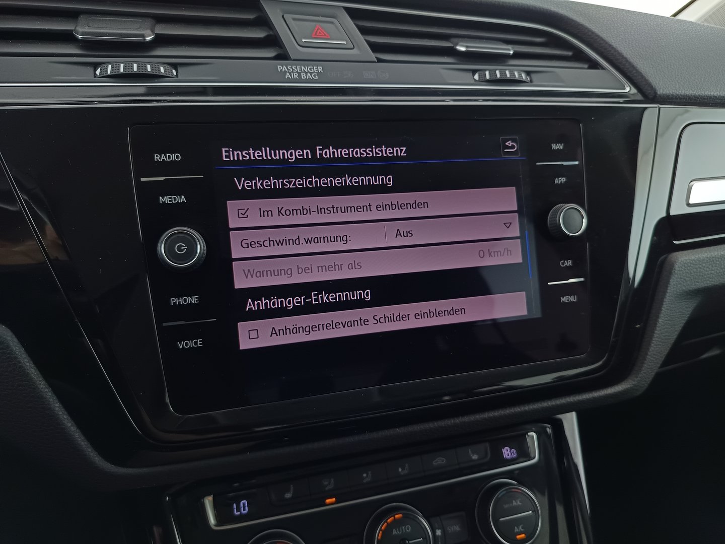 VW Touran Highline TSI DSG | Bild 25 von 36