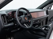 Porsche Cayenne Turbo E-Hybrid Coupé "GT-Paket" in kreide