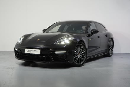 Porsche Panamera 4 E-Hybrid ST Platinum Edition