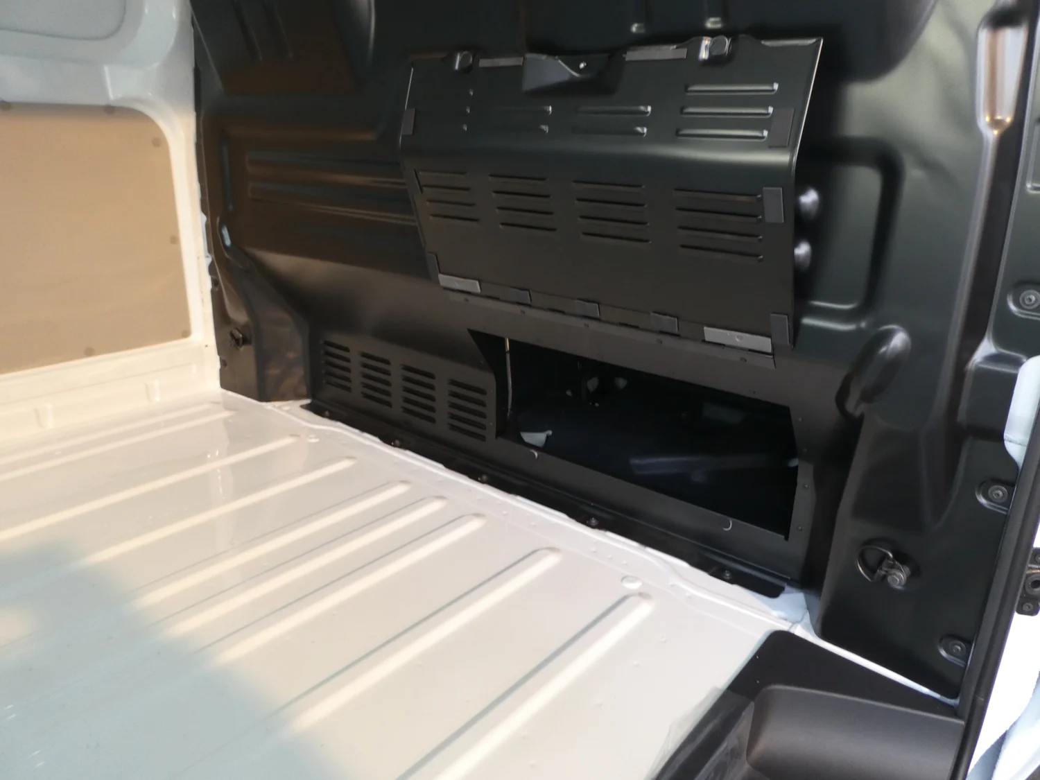 Bild eines VW Transporter Kastenwagen TDI