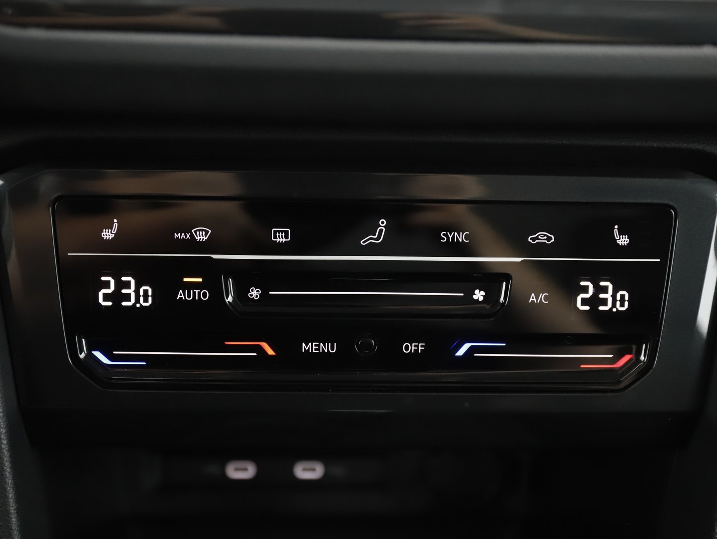 VW Tiguan Elegance TDI DSG | Bild 22 von 30