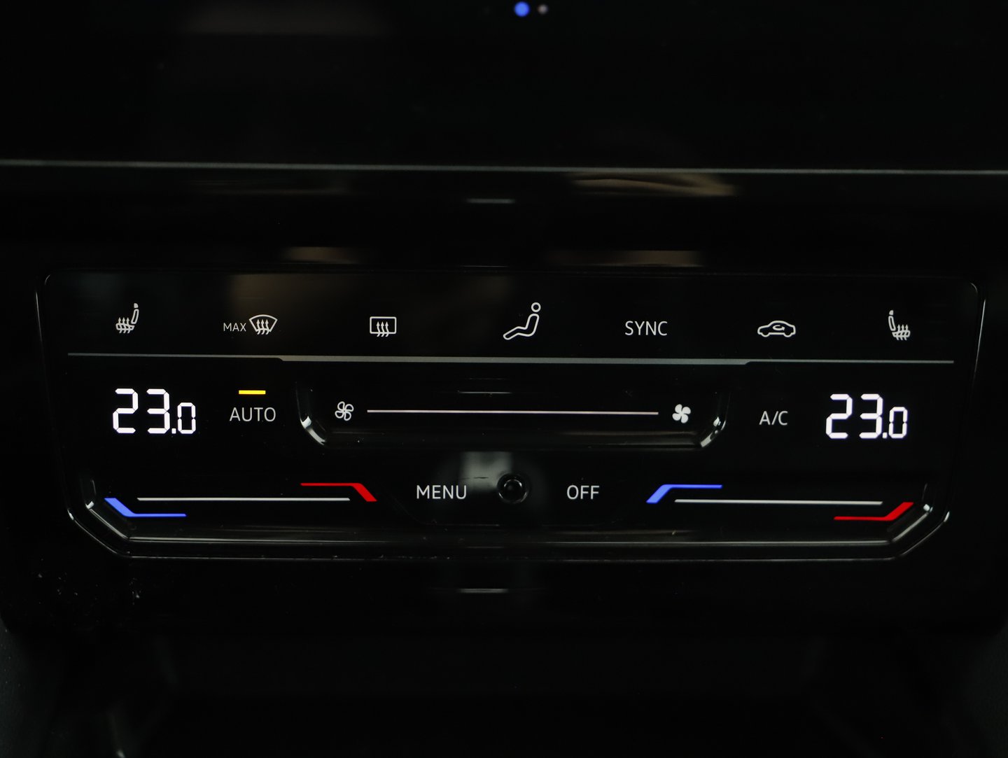 VW Passat Variant Business TDI DSG | Bild 17 von 24