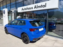 Škoda Fabia Essence in K4 Energy-Blau