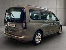 VW Caddy Life Maxi eHybrid 110 kW in Mojave Beige Metallic