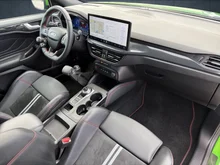 Ford Focus Traveller ST X in mean green met.