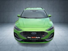 Ford Focus Traveller ST X in mean green met.