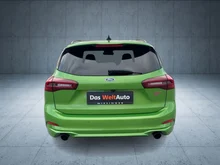 Ford Focus Traveller ST X in mean green met.