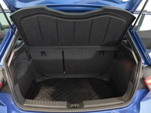 SEAT Ibiza FR Austria 1.0 TSI in Saphir-Blau Metall.