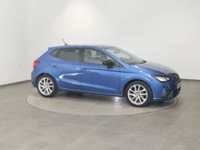 SEAT Ibiza FR Austria 1.0 TSI in Saphir-Blau Metall.