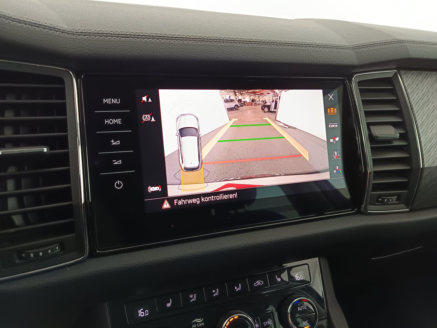 Škoda KODIAQ Style TDI DSG | Bild 16 von 27