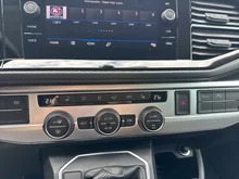 VW Multivan Comfortline TDI 4MOTION in Mojave Beige Metallic