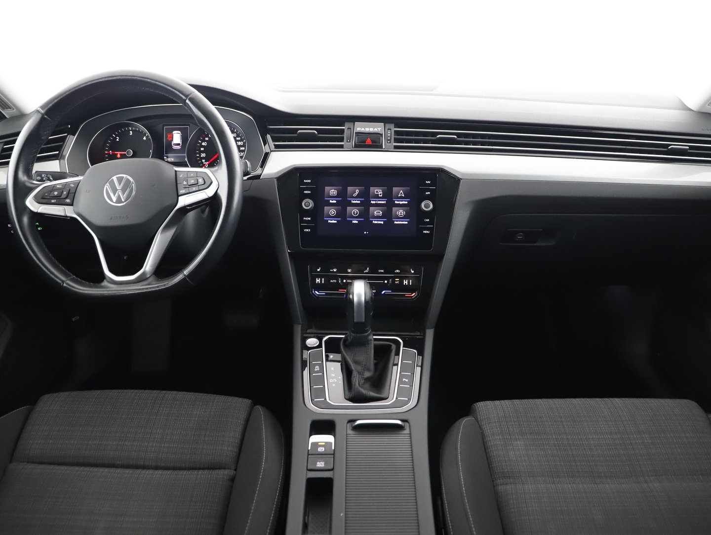 VW Passat Variant Business TDI DSG | Bild 17 von 23