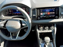 Škoda Karoq Sportline TSI DSG ACT in Black-Magic Perleffekt