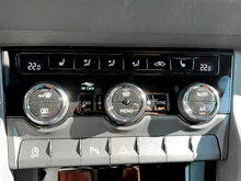 Škoda Karoq Sportline TSI DSG ACT in Black-Magic Perleffekt