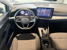 VW Golf Variant Life mHeV DSG in B0 Delfingrau Metallic