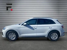 Thumbnail-Foto von Fahrzeug