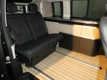 Mercedes V Marco Polo 300 d 4MATIC in schwarz - normal
