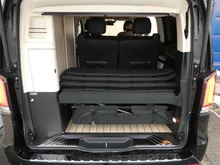 Mercedes V Marco Polo 300 d 4MATIC in schwarz - normal