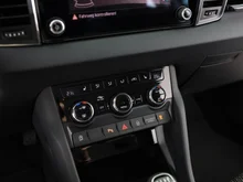 Škoda Karoq Selection TDI in Black-Magic Perleffekt