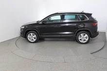 Škoda Karoq Selection TDI in Black-Magic Perleffekt
