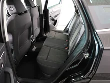 Škoda Karoq Selection TDI in Black-Magic Perleffekt