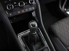 Škoda Karoq Selection TDI in Black-Magic Perleffekt