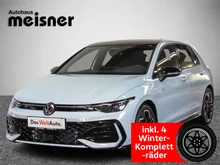 VW Golf Sport mHEV TSI DSG in Crystal Ice Blue Metallic Dach Schwarz