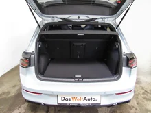 VW Golf Sport mHEV TSI DSG in Crystal Ice Blue Metallic Dach Schwarz