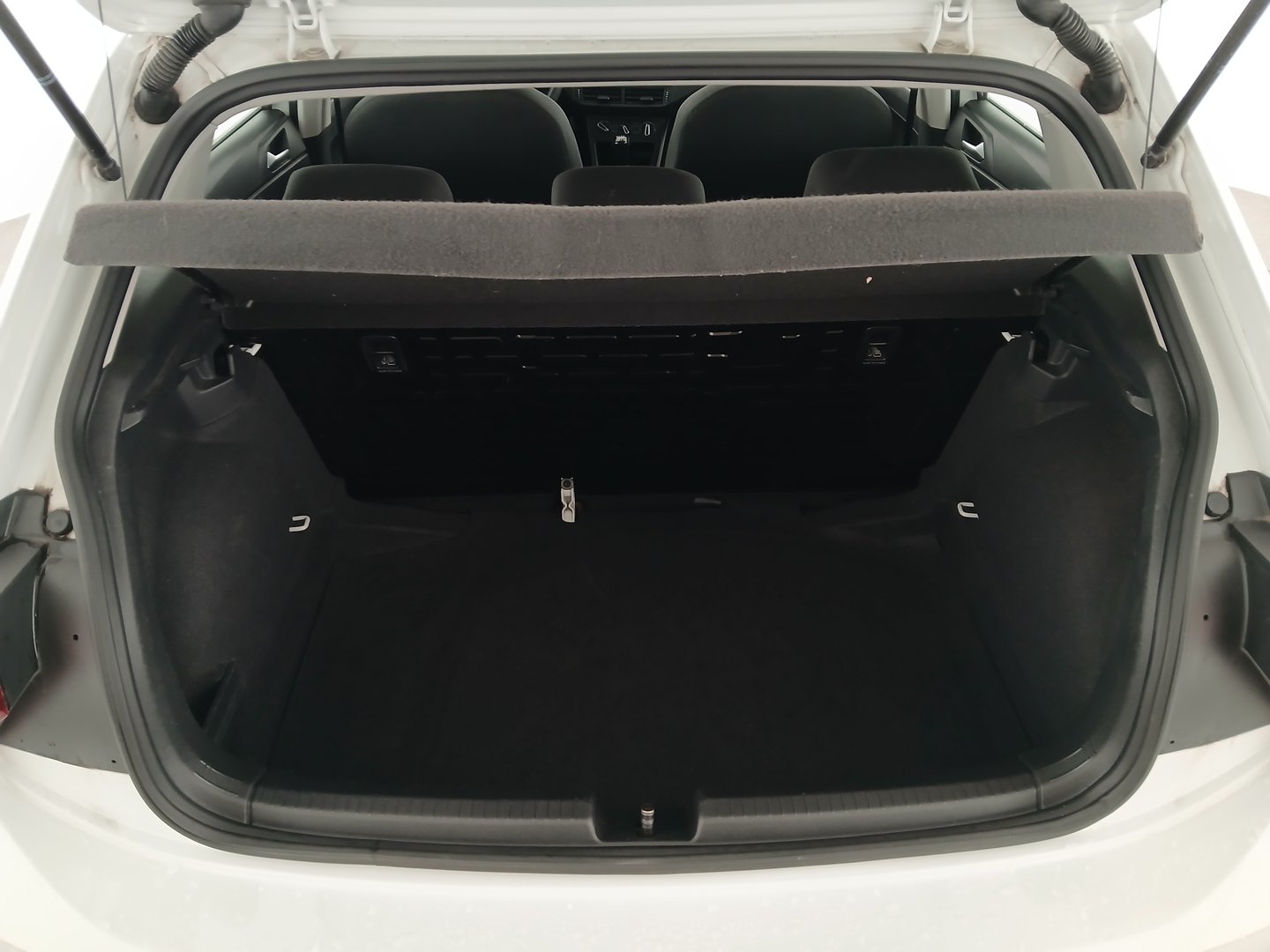 VW Polo | Bild 25 von 27