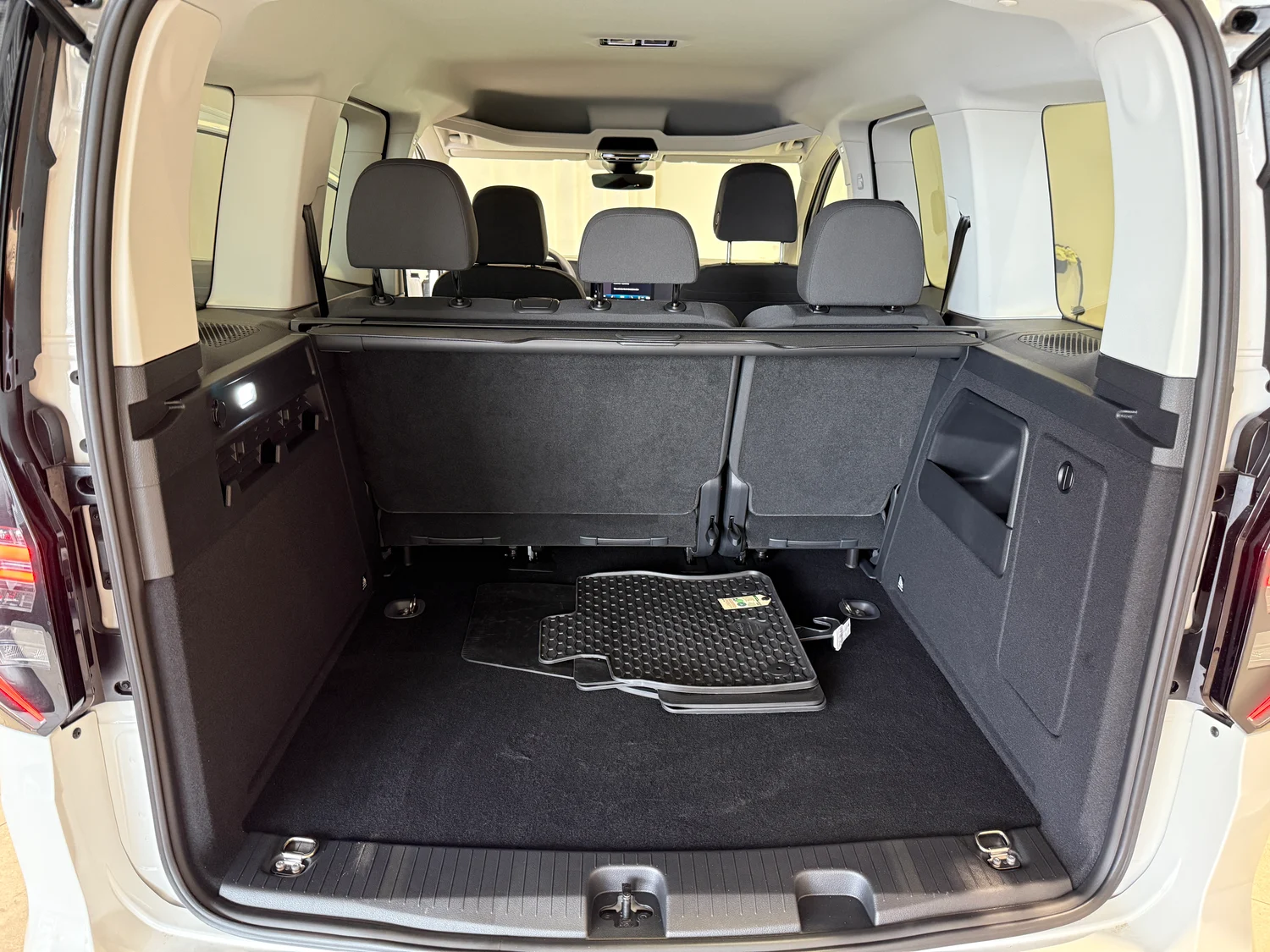 Bild eines VW Caddy Edition TSI