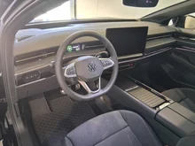 VW ID.7 Tourer Pro 210 kW Business - 77 kWh in Grenadillschwarz Metallic