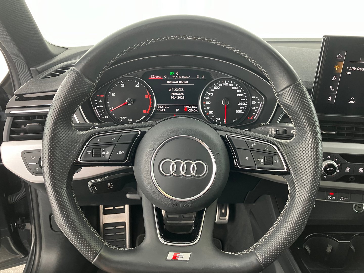 Audi A4 Avant 35 TDI S line | Bild 7 von 12