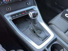 Audi Q3 35 TDI S line exterieur in 2Y Gletscherweiß Metallic