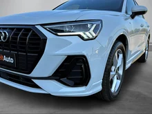 Audi Q3 35 TDI S line exterieur in 2Y Gletscherweiß Metallic