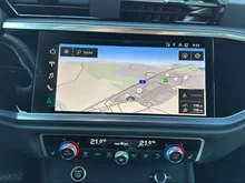 Audi Q3 35 TDI S line exterieur in 2Y Gletscherweiß Metallic