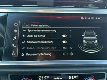Audi Q3 35 TDI S line exterieur in 2Y Gletscherweiß Metallic