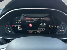 Audi Q3 35 TDI S line exterieur in 2Y Gletscherweiß Metallic