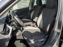 Škoda Kamiq Selection TSI DSG in Graphit-Grau Metallic