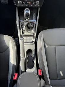 Škoda Kamiq Selection TSI DSG in Graphit-Grau Metallic