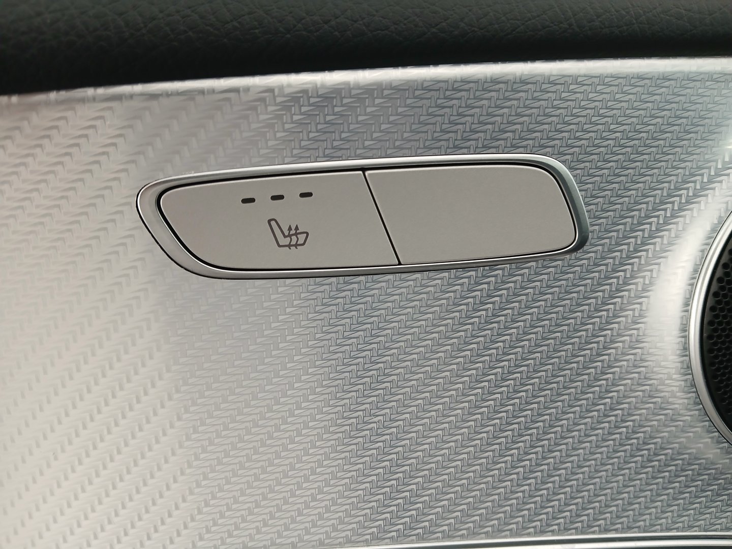 Mercedes E 200 d T Aut. | Bild 26 von 28