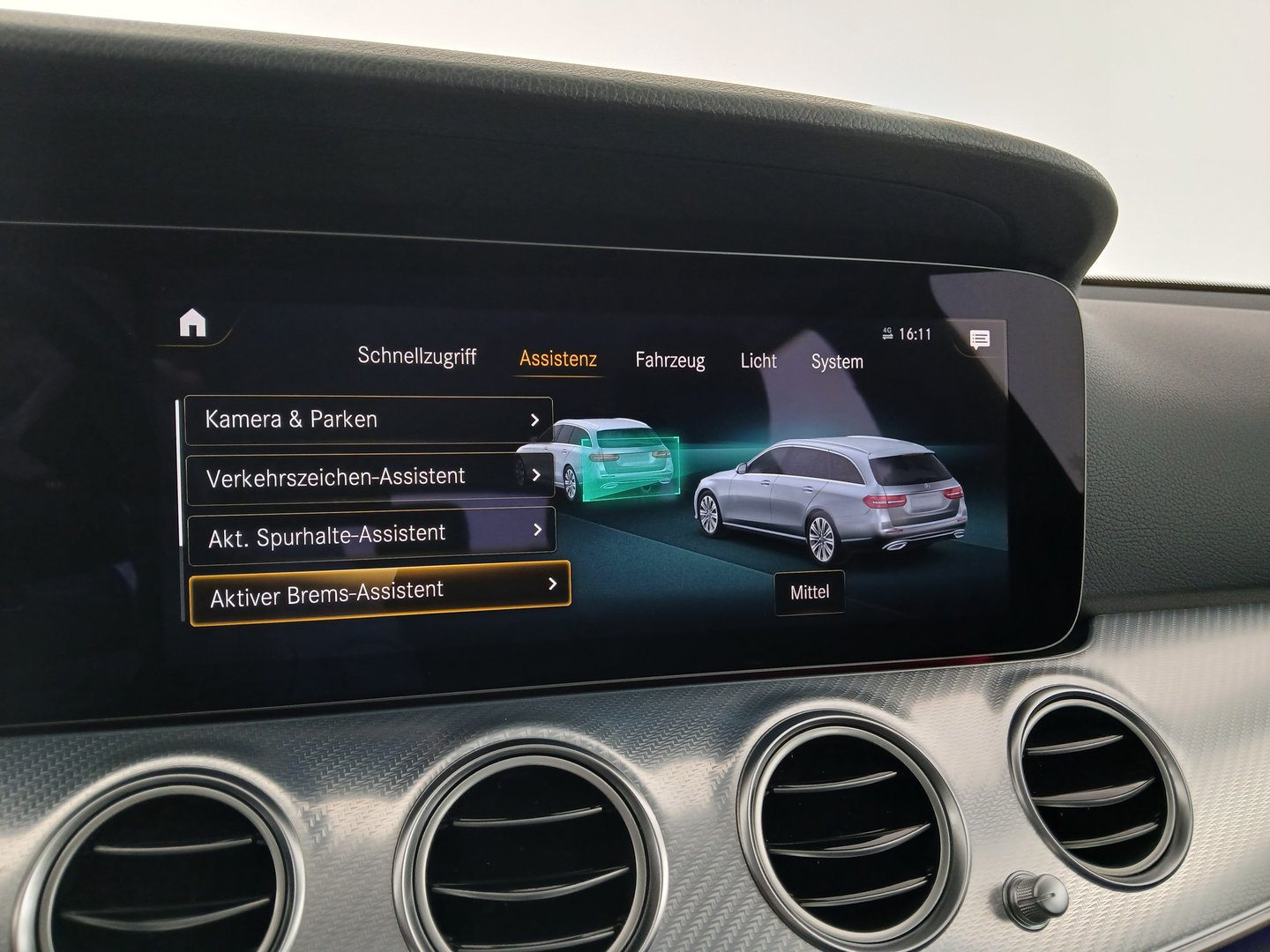 Mercedes E 200 d T Aut. | Bild 18 von 28