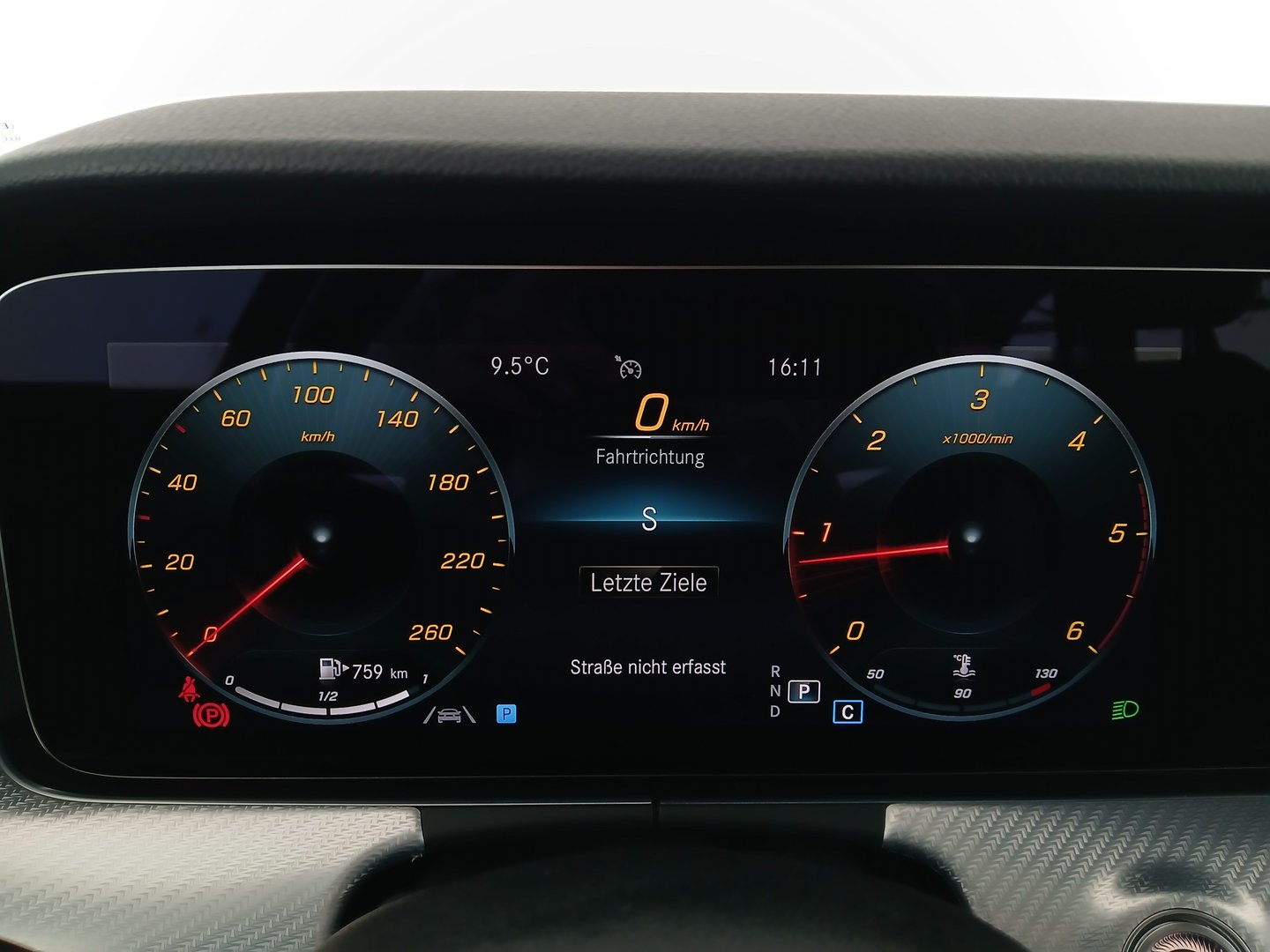 Mercedes E 200 d T Aut. | Bild 13 von 28