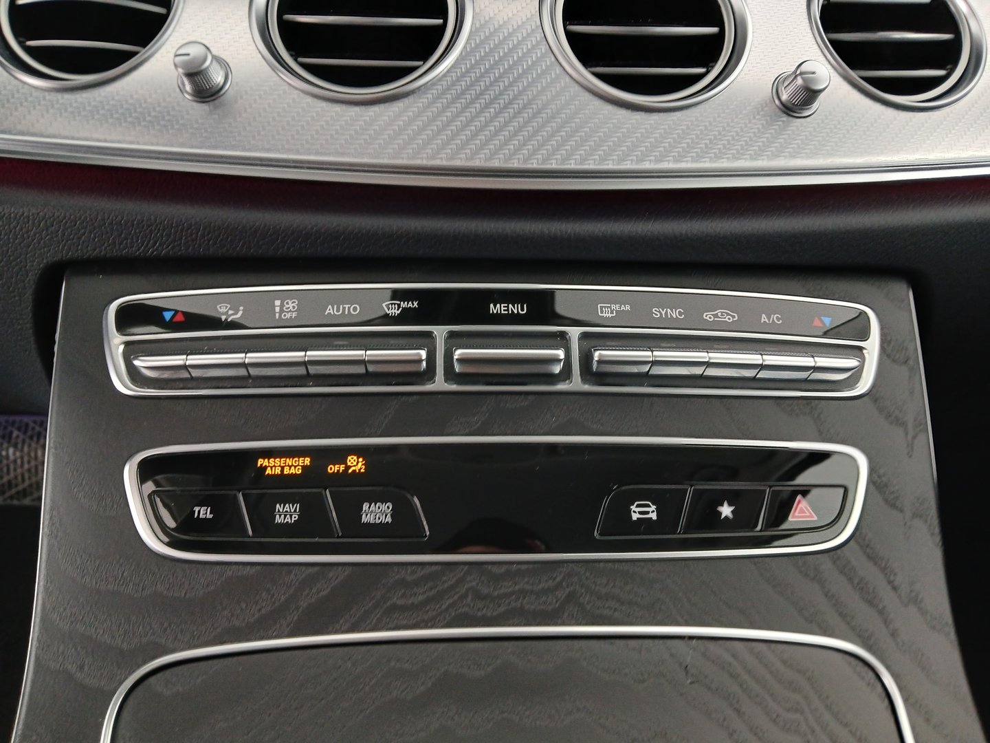 Mercedes E 200 d T Aut. | Bild 21 von 28