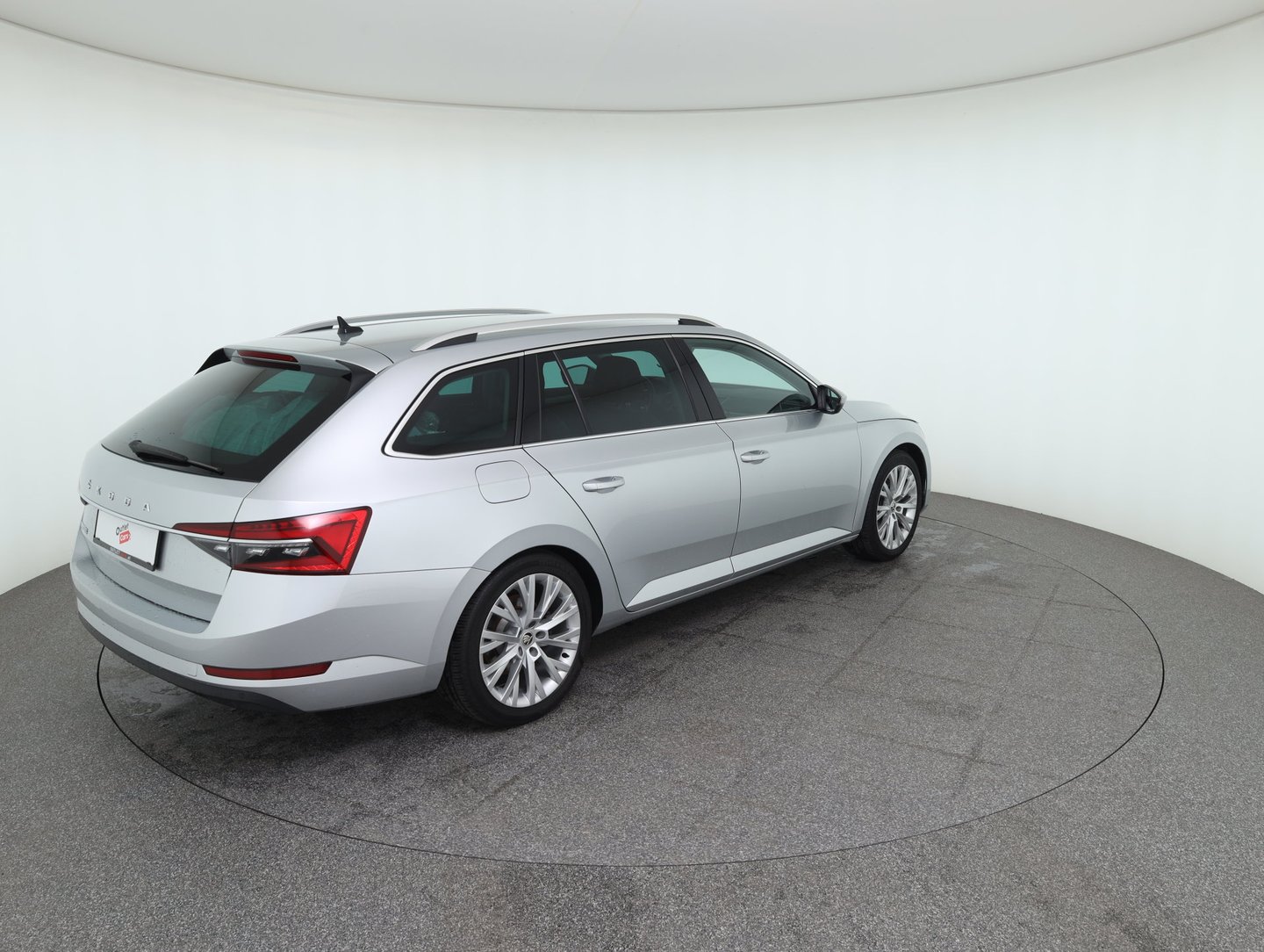 Škoda SUPERB Combi Style TDI DSG | Bild 6 von 34